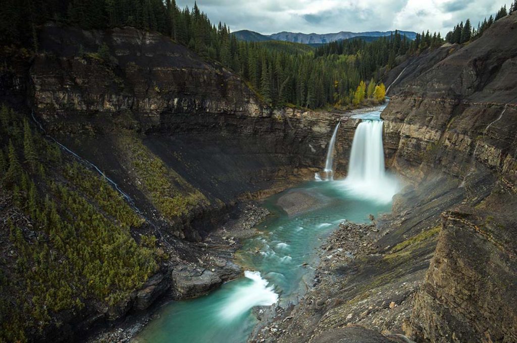 Embrace the Thrills: Alberta’s Outdoor Adventures and Natural Wonders