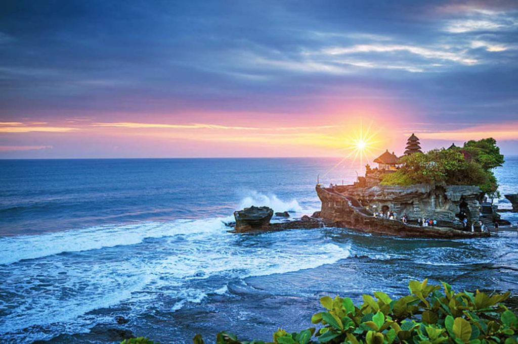 Unveiling Alberta’s Beach Delights: Sun, Sand, and Tranquility